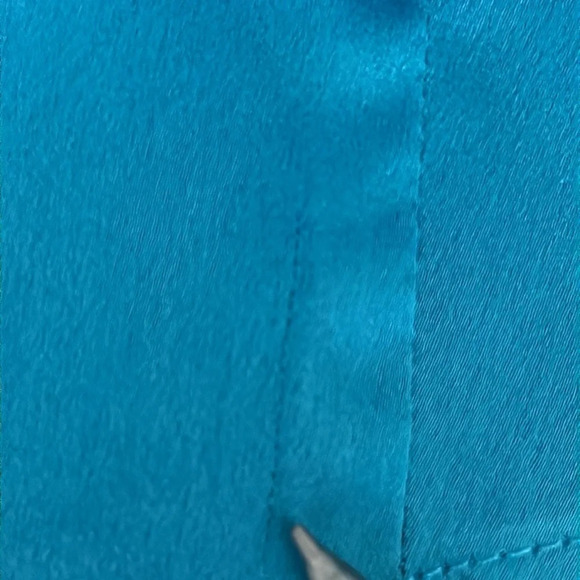 Finley Jenna Long Sleeve Satin Tiered Blouse in Turquoise - Size Small - Picture 8 of 10